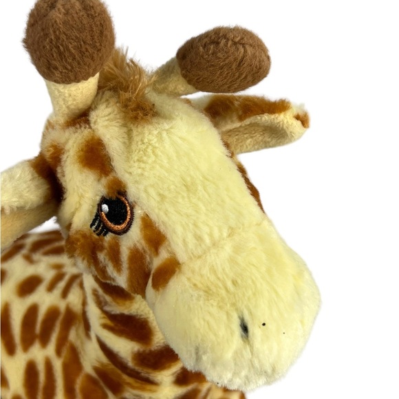 Kohl’s Care The Nancy Tillman Collection giraffe plush stuffed animal toy - Picture 2 of 7